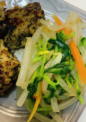 超ヘルシー豆苗と人参ともやしのレンジ蒸し-レシピのメイン写真