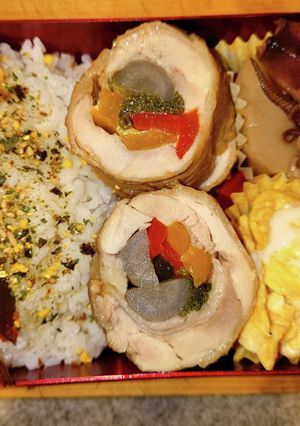 チキンロール、いか里芋煮　弁当-レシピのメイン写真