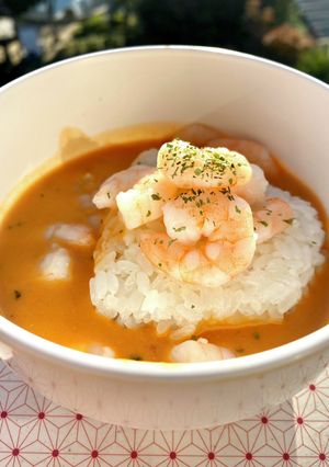 海老ビスクソースかけ、おにぎり-レシピのメイン写真