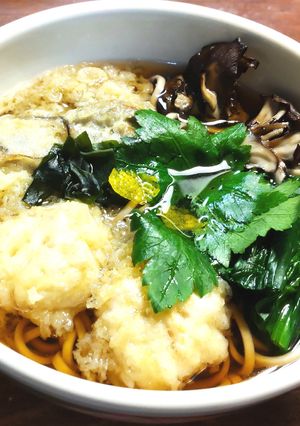 牡蠣と白子の温かい天ぷら蕎麦　発酵玉葱-レシピのメイン写真