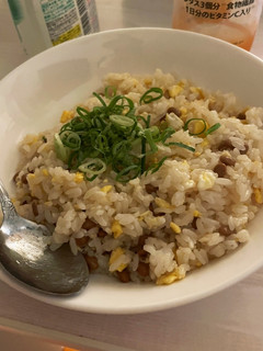 サークル存続の難易度は高すぎる納豆炒飯-レシピのメイン写真