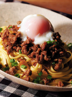 フードスモーカーで燻製肉味噌の和風パスタ-レシピのメイン写真