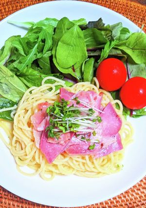 タン塩レモンのせレモンオイルパスタ-レシピのメイン写真