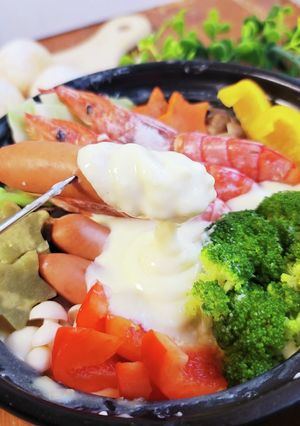 子どもが喜ぶ♪簡単チーズフォンデュ鍋-レシピのメイン写真