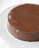 ザッハトルテ風。米粉のチョコレートケーキ