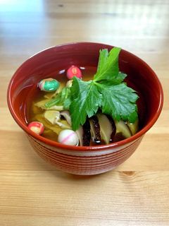 お吸い物 生湯葉と三つ葉-レシピのメイン写真