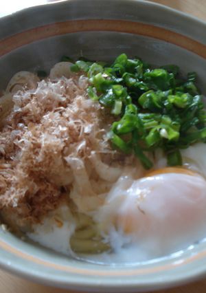 簡単☆ぶかっけうどん♪温泉卵のせ-レシピのメイン写真