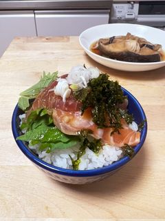 余ったお刺身と簡単酢飯☆プチ豪華な漬け丼-レシピのメイン写真