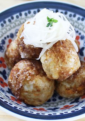 食べだしたら止まらない♡蓮根じゃが団子-レシピのメイン写真