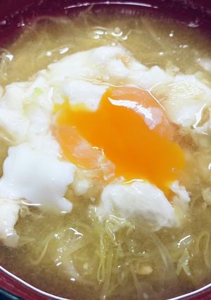 ごま油香る☆巣ごもり半熟たまごのおみそ汁-レシピのメイン写真