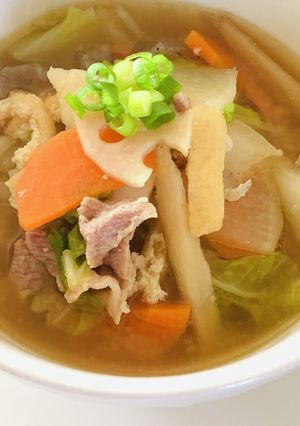 残り野菜をとりあえず全部切って！簡単豚汁-レシピのメイン写真