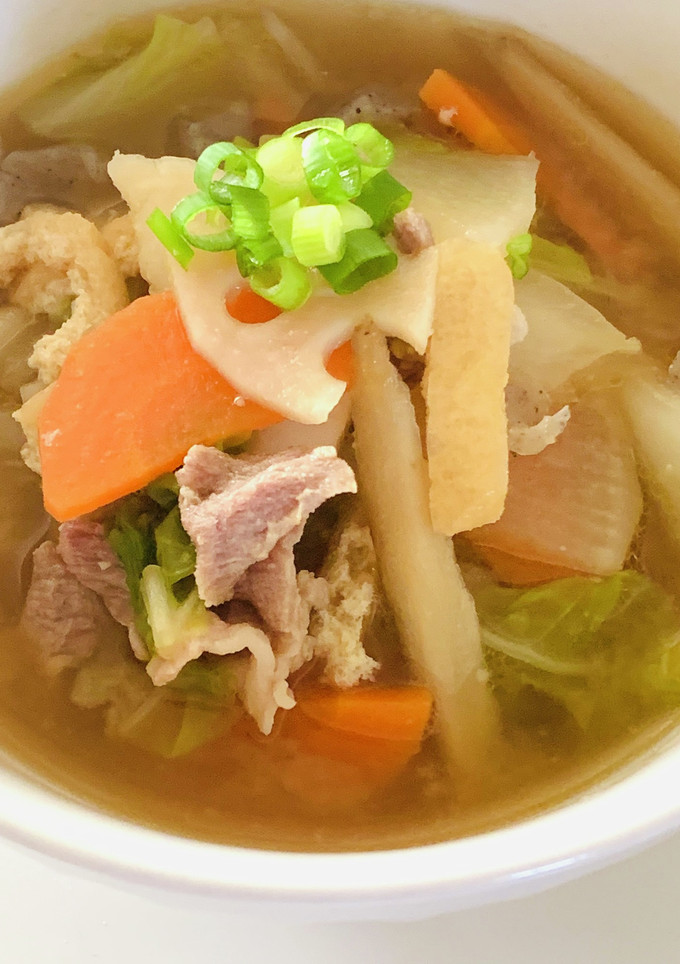 残り野菜をとりあえず全部切って！簡単豚汁-レシピのメイン写真