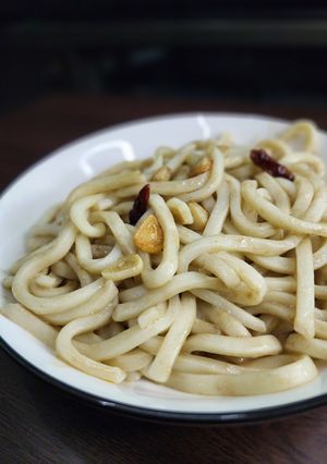 うどんのペペロンチーノ アンチョビソース-レシピのメイン写真