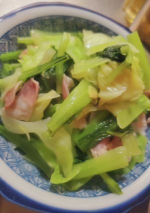 小松菜キャベツベーコンの蒸し煮-レシピのメイン写真