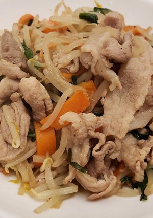 【15分】オイスター肉野菜炒め(1人前)-レシピのメイン写真
