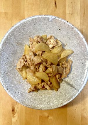 後引く美味さ☆豚バラガリバタ大根♫-レシピのメイン写真