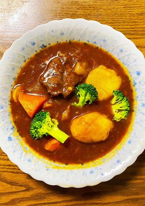 牛すじ肉のビーフシチュー-レシピのメイン写真