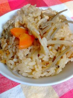 切揚げ、ごぼう、にんじんの炊き込みごはん-レシピのメイン写真