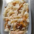サラダチキン炊き込みご飯