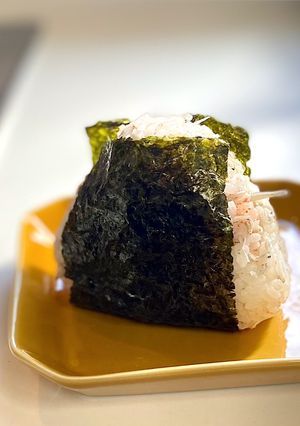 ちりめんじゃこ(しらす)とあかりおにぎり-レシピのメイン写真