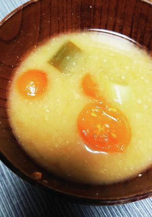 ねぎとミニトマトのみそ汁-レシピのメイン写真