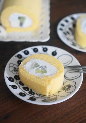 米粉のシフォンロールケーキ-レシピのメイン写真