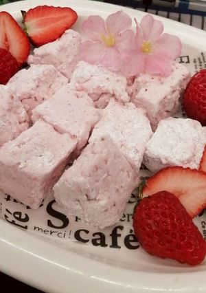 マシュマロいちご-レシピのメイン写真