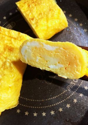 娘の好きなチーズ入りの卵焼き-レシピのメイン写真