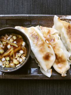 ねぎ柚子ぽん酢の焼餃子-レシピのメイン写真