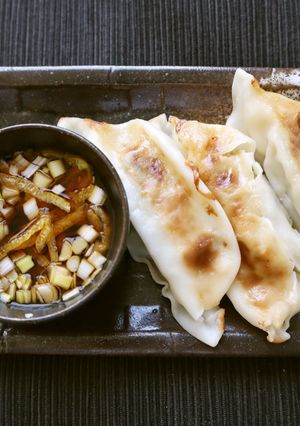 ねぎ柚子ぽん酢の焼餃子-レシピのメイン写真