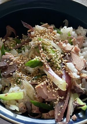 白ワインのお供に!かつおの香味混ぜごはん-レシピのメイン写真