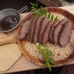 รูปของ 鹿肉のロースト