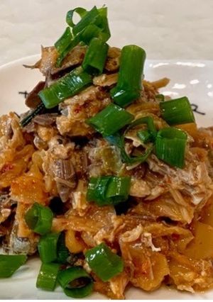 鯖缶のキムチ和え(または鯖缶のキムチ丼)-レシピのメイン写真