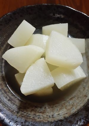 やさしい味☆大根の色そのままの鶏がら塩煮-レシピのメイン写真
