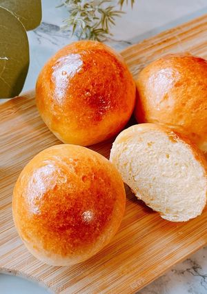 基本のシンプル丸パン【リッチ生地】-レシピのメイン写真