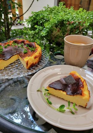 バスク風チーズケーキ-レシピのメイン写真
