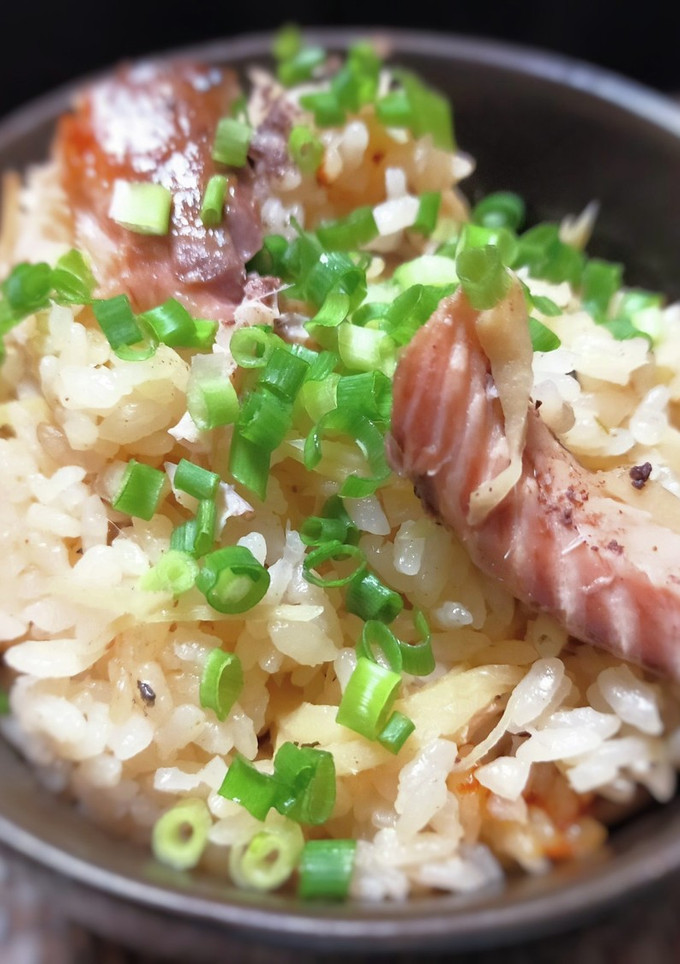 サバ缶炊き込みご飯、生姜とゆず胡椒風味-レシピのメイン写真
