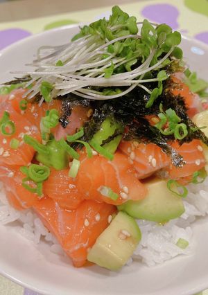 早ウマ＊サーモンとアボカドの漬け丼-レシピのメイン写真
