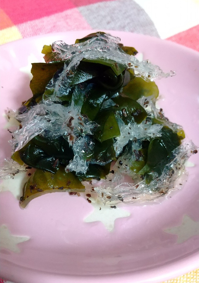 糸寒天とわかめのゆかりの酢の物-レシピのメイン写真