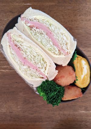 JK☆キャベツたっぷりサンドイッチ弁当♪-レシピのメイン写真