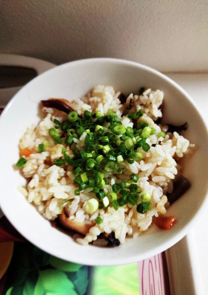 まるごと粉末だしで炊き込みご飯-レシピのメイン写真