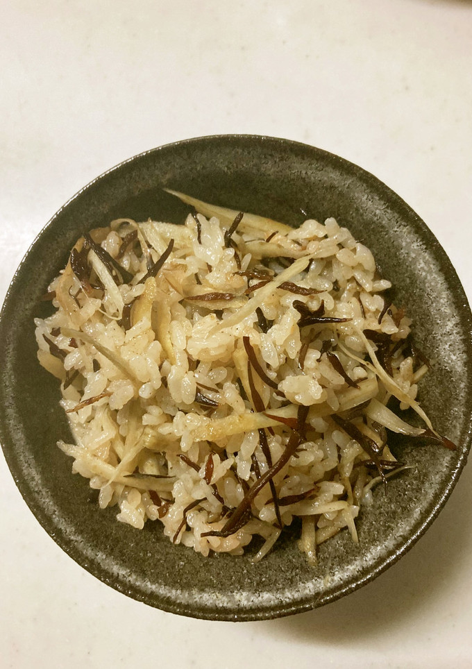 ひじきとごぼうの炊き込みご飯-レシピのメイン写真