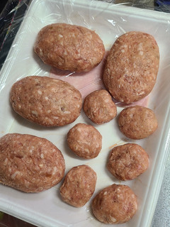 余った ポテトサラダ in ハンバーグ-レシピのメイン写真