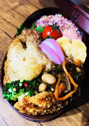 鶏肉のカリカリ焼き弁当♡-レシピのメイン写真