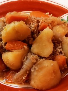 油で炒めずヘルシーな肉じゃが♪-レシピのメイン写真