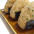 素朴な炊き込みごはん