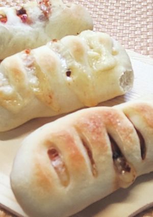 超簡単とろけるチーズフランクフルトぱん-レシピのメイン写真