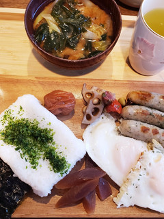 青のりご飯と目玉焼きソーセージランチ-レシピのメイン写真