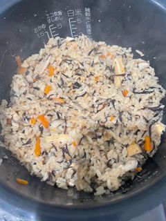 ひじきの炊き込みご飯-レシピのメイン写真