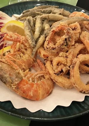 荒いセモリナ粉の魚のフリット-レシピのメイン写真